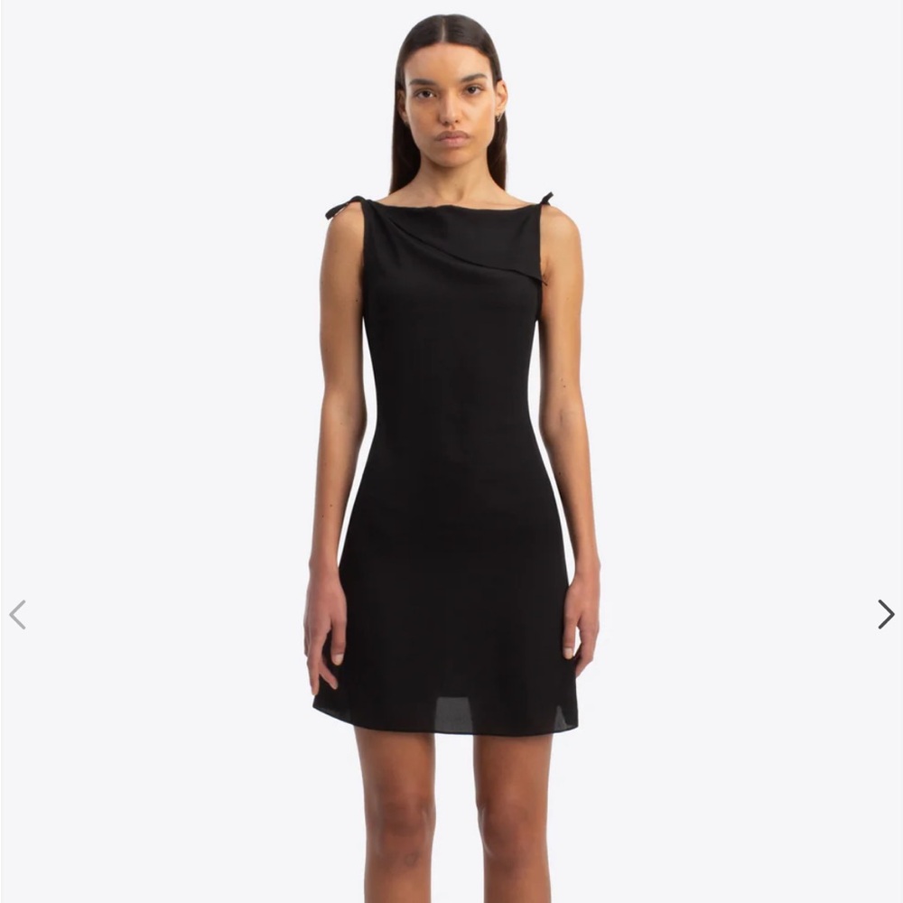 Susamusa Ember Black Dress